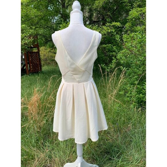 American Eagle Off White Dress Size 8 Womens - Picture 3 of 4